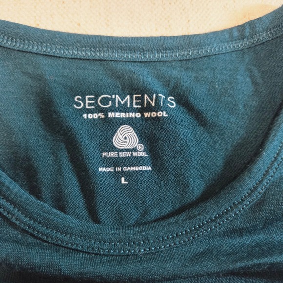 Segments 100% Merino Wool Base Layer Top Green Crewneck Womens Large Winter - Picture 3 of 9